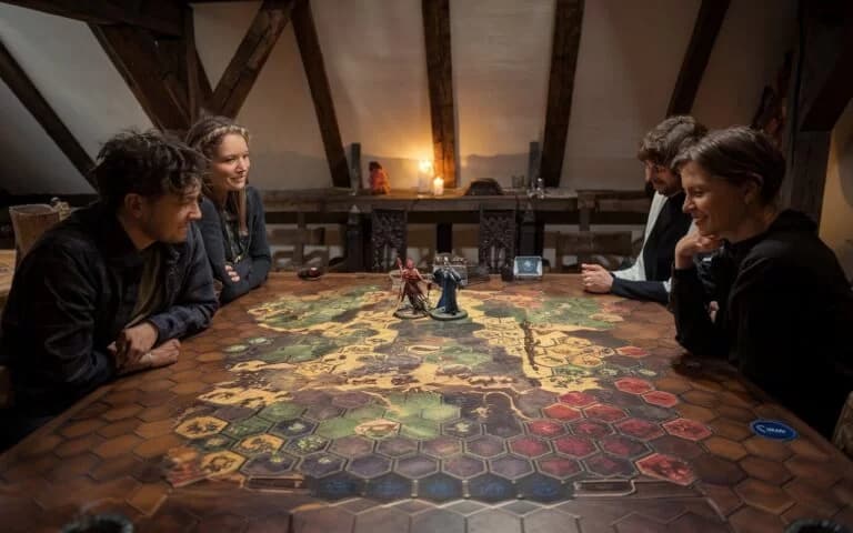 Hexcrawl no RPG: quando explorar o mapa vira parte do jogo