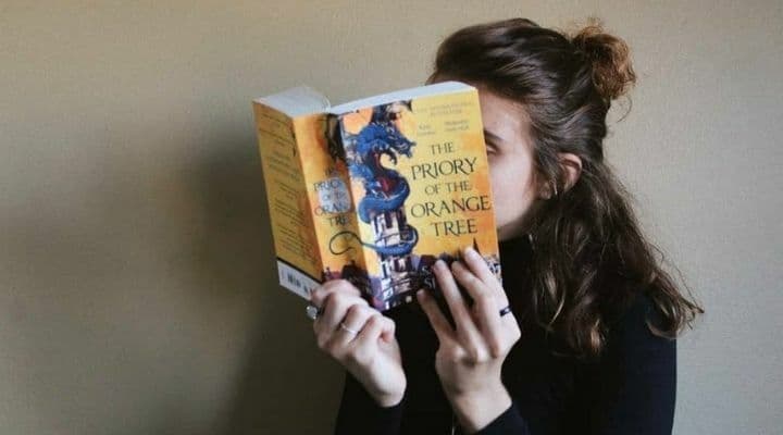 ju e livros pelo mundo